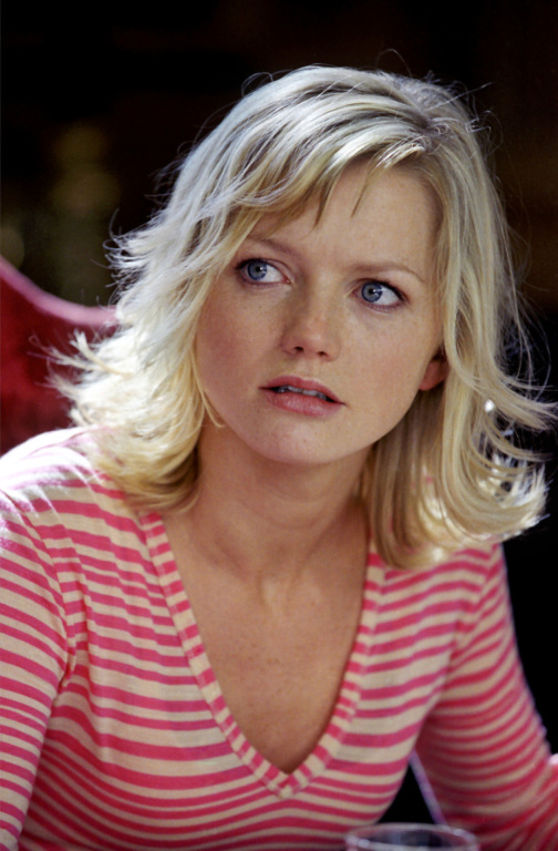 Кадры из Агент Коди Бэнкс 2: Пункт назначения – Лондон (2004)