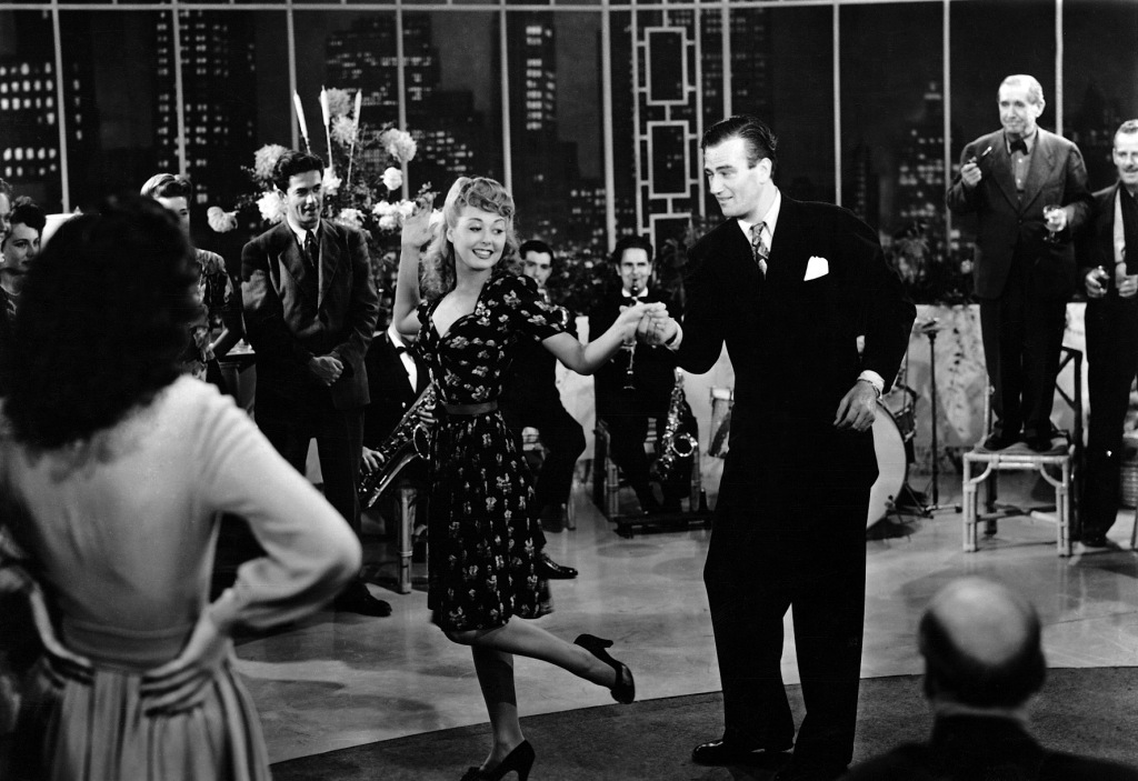 На линии огня (1944)