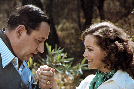 Кадры из Женщина в окне (1976)