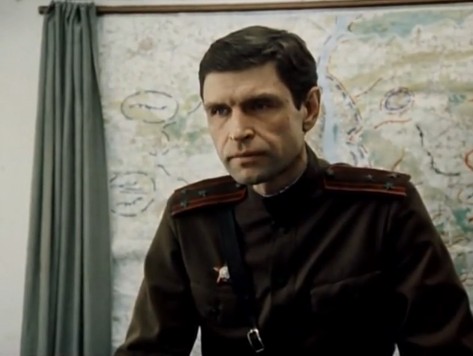 Кадры из Батальоны просят огня (1985)