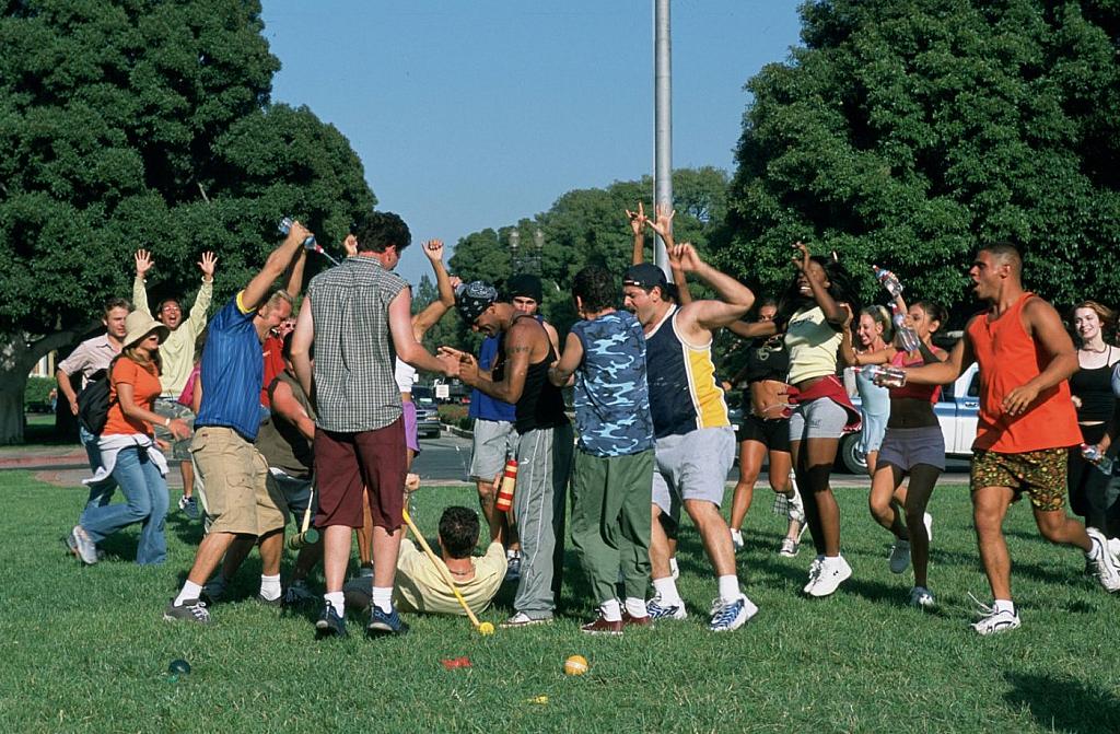 Кадры из Добейся успеха снова! (2004)