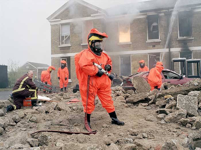 Кадры из Грязная война (2004)