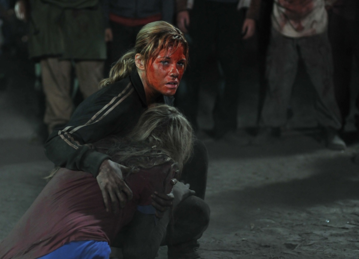 Кадры из Добыча (2010)