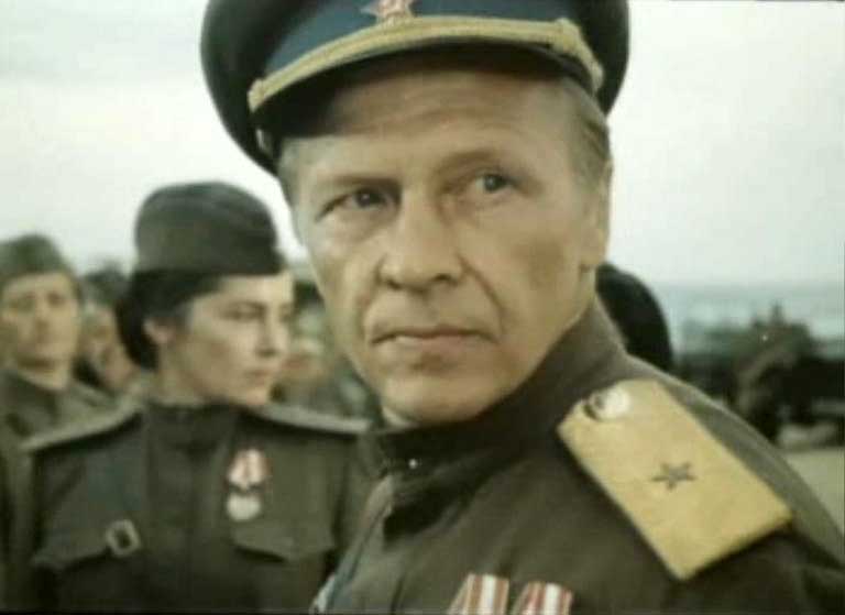 В небе «ночные ведьмы» (1981)