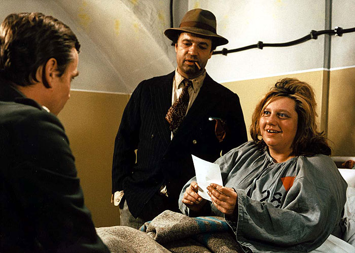 Кадры из Пан, вы вдова (1971)