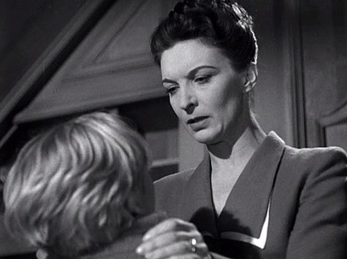 Кадры из Поверженный идол (1948)