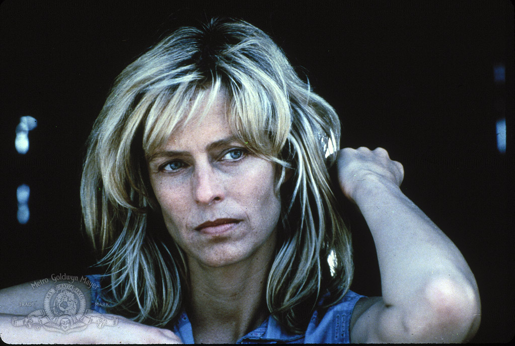 Кадры из Пылающая кровать (1984)