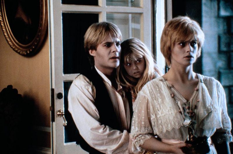 Цветы на чердаке (1987)