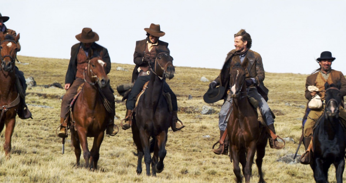 Кадры из Блэкторн (2011)