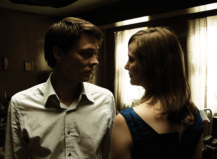 Кадры из Другая дверь (2005)