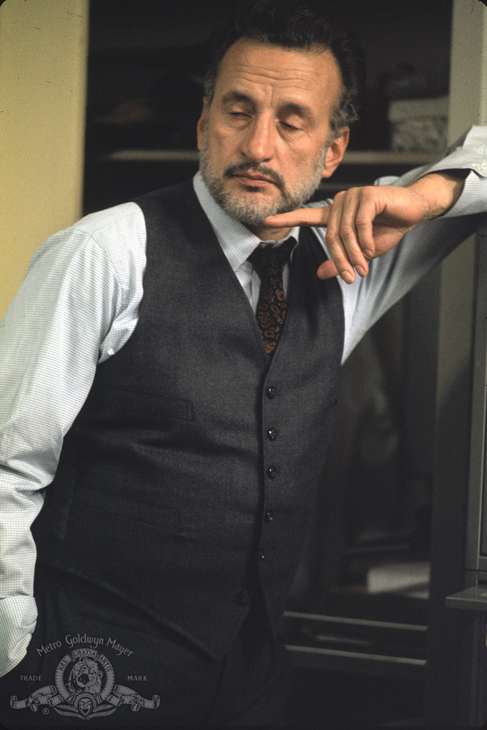 Кадры из Больница (1971)