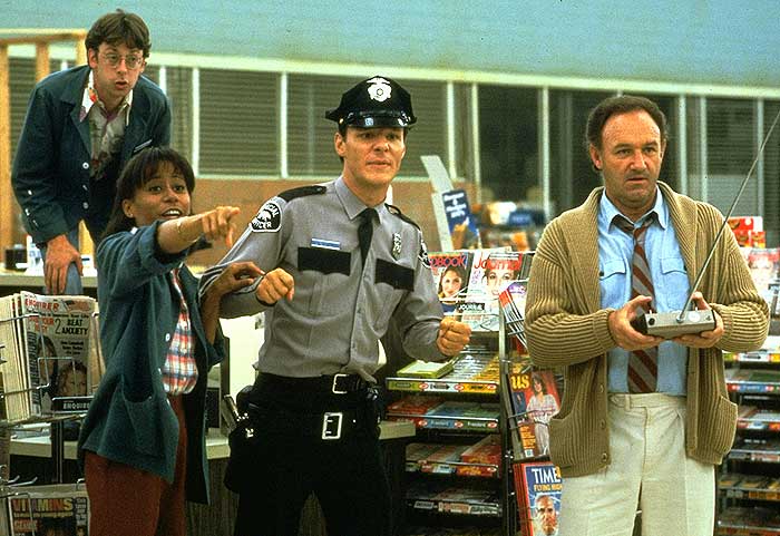 Кадры из Всю ночь напролет (1981)