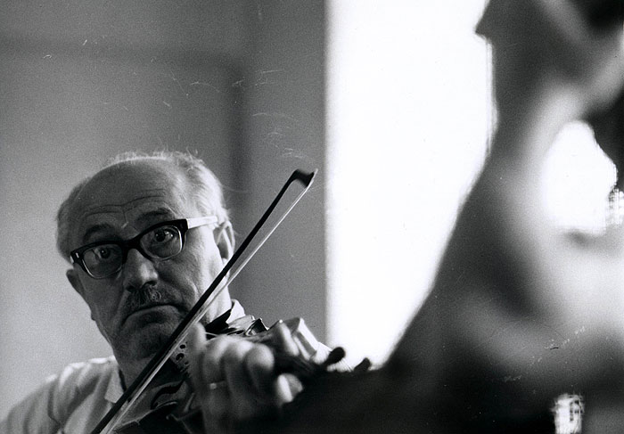 Кадры из Интимное освещение (1965)