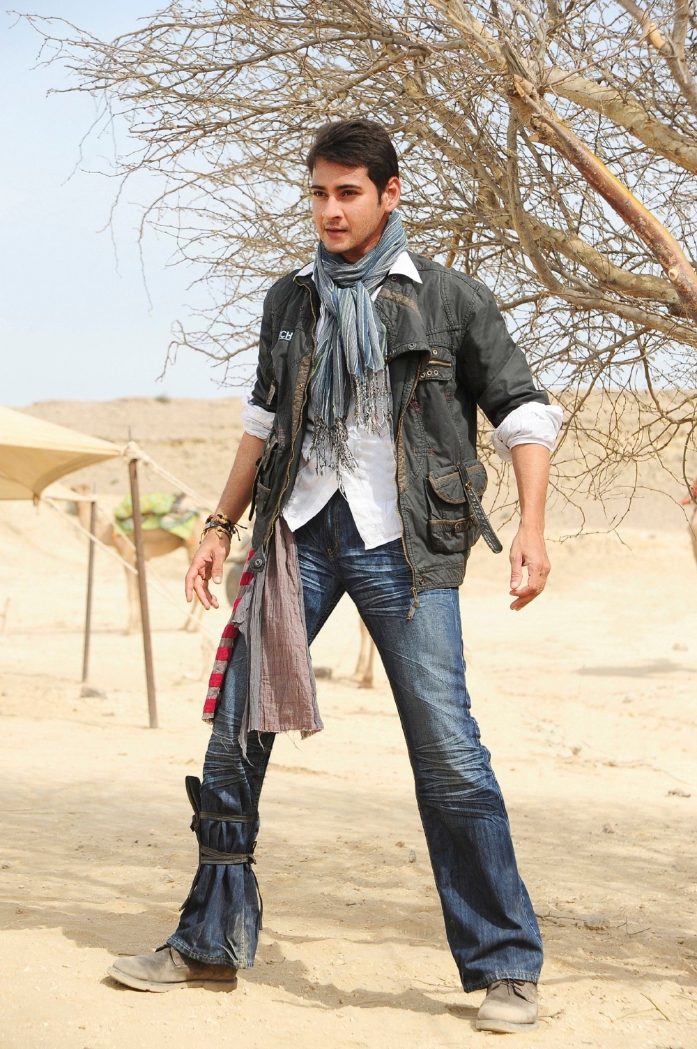 Кадры из Махеш Каледжа (2010)