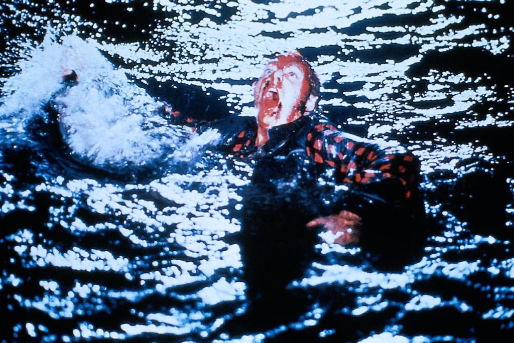 Кадры из Аллигатор 2: Мутация (1991)