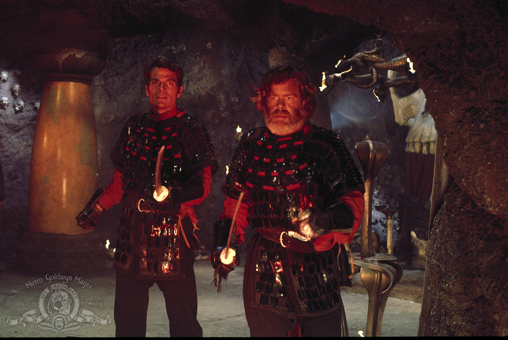 Люди из забытого времени (1977)