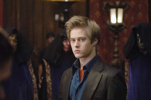 Кадры из Возвращение в Хеллоуинтаун (2006)