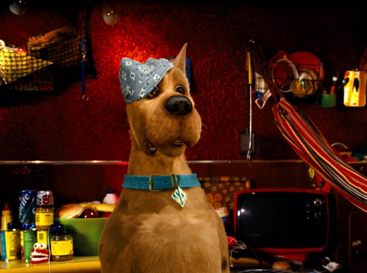 Кадры из Скуби-Ду (2002)