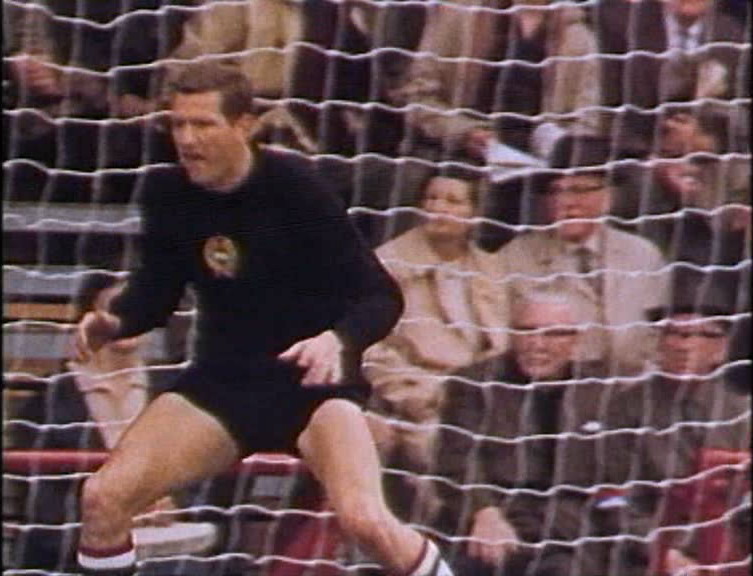 Спор за золотую богиню (1967)