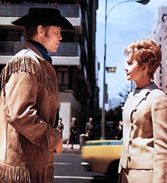 Кадры из Полуночный ковбой (1969)