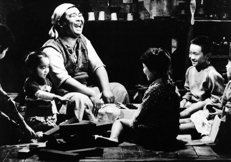 Кадры из Под стук трамвайных колес (1970)