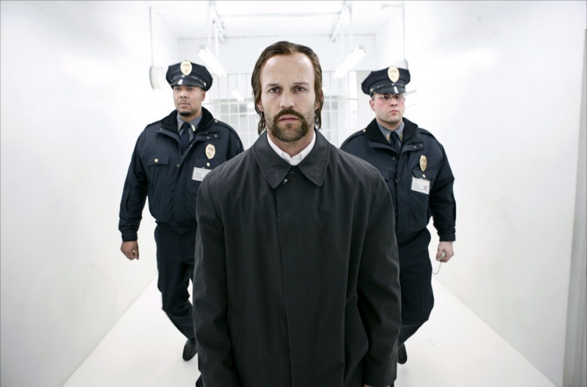 Кадры из Револьвер (2005)