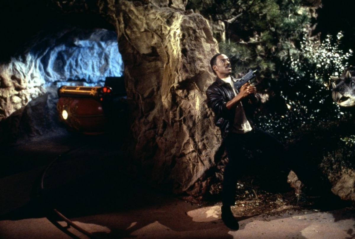 Кадры из Полицейский из Беверли-Хиллз 3 (1994)