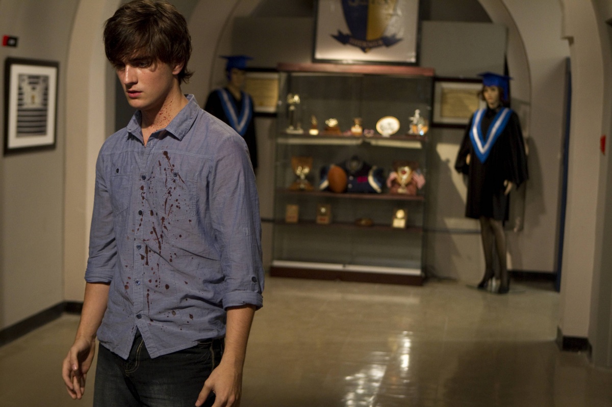 Кадры из Вой: Перерождение (2011)