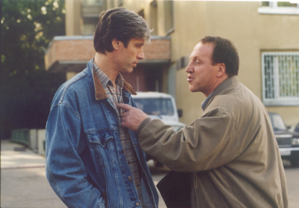 Кадры из Тайный знак (2001)