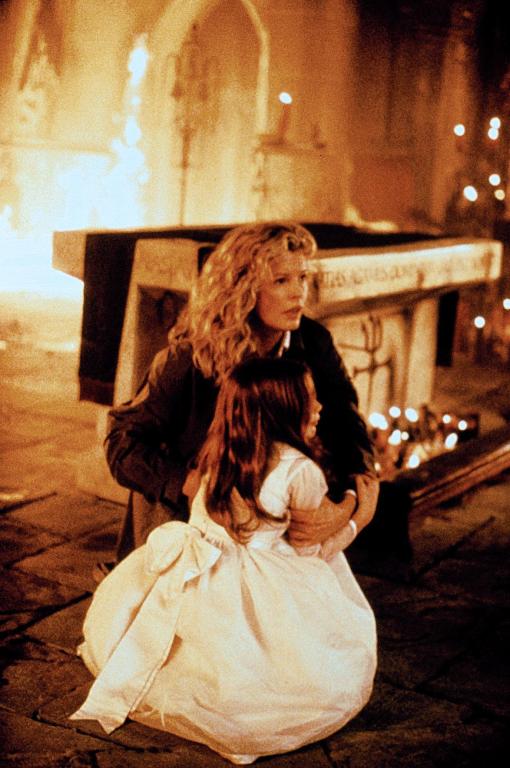 Кадры из Спаси и сохрани (2000)