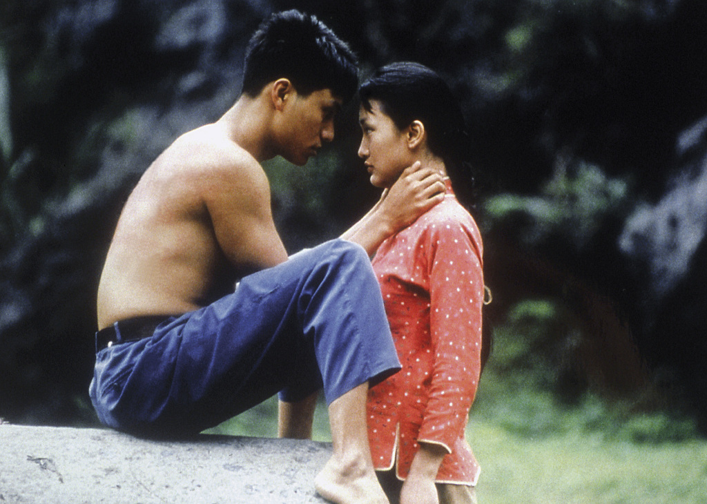 Кадры из Бальзак и портниха-китаяночка (2002)