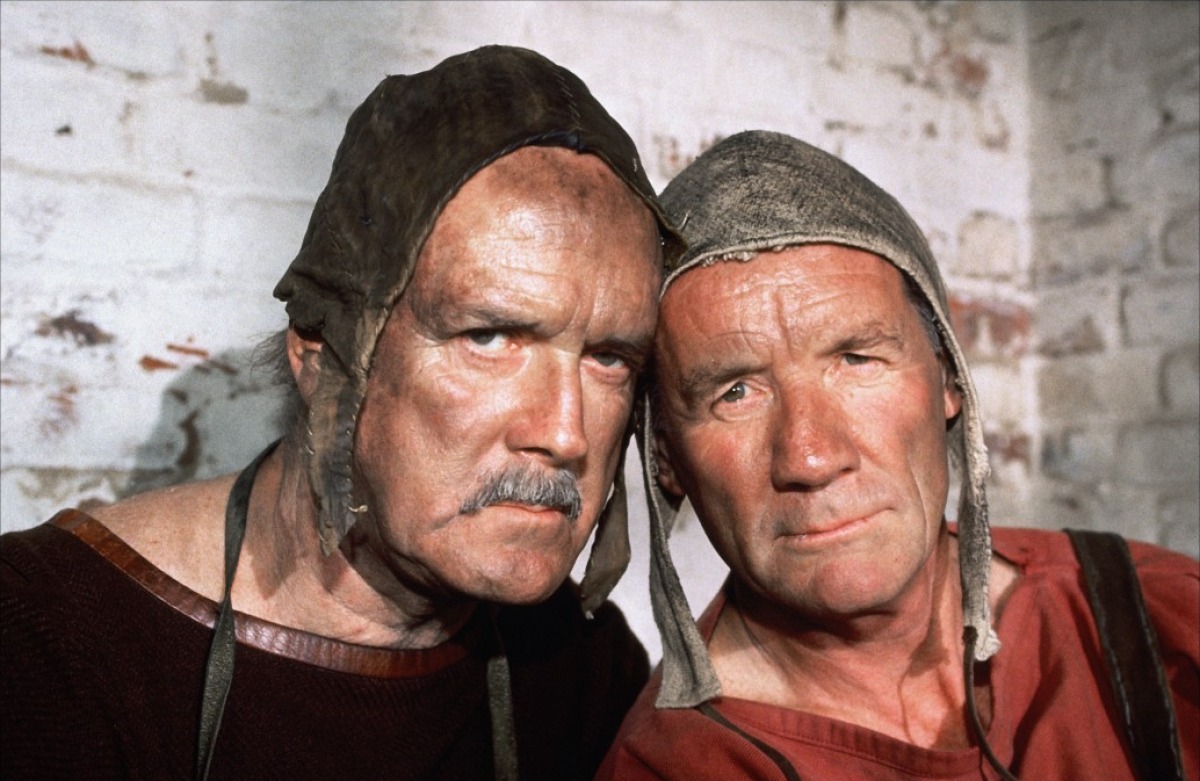 Кадры из Монти Пайтон и священный Грааль (1975)