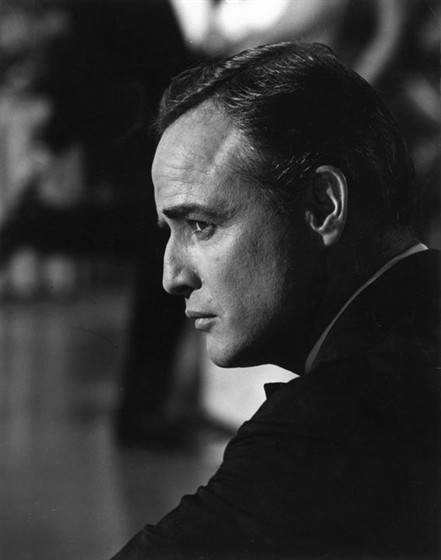 Кадры из Графиня из Гонконга (1967)