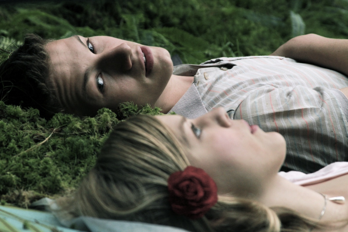 Кадры из То, что ее заводит (2011)