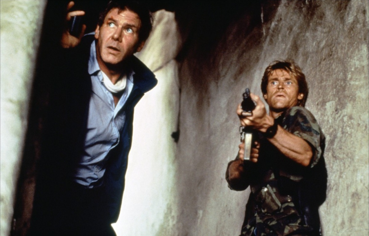 Кадры из Прямая и явная угроза (1994)