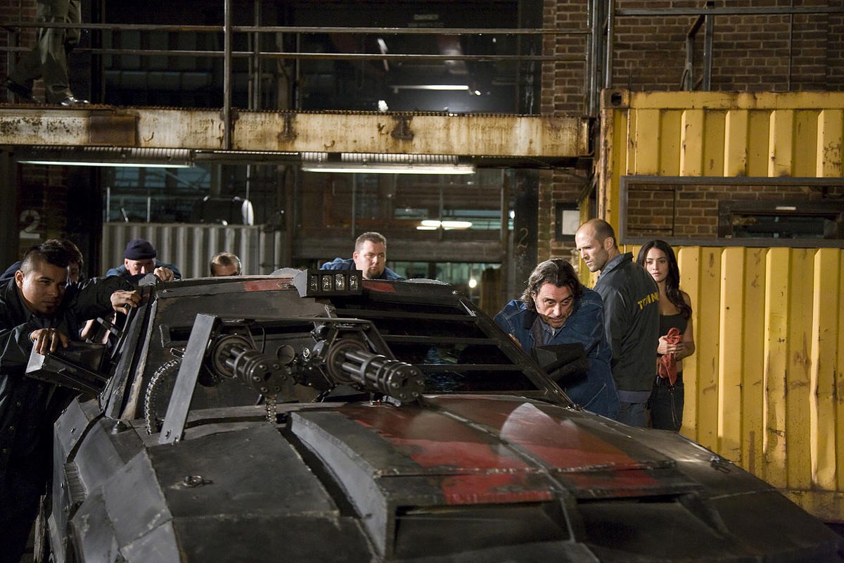 Кадры из Смертельная гонка (2008)