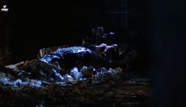 Кадры из Аллигатор (1980)