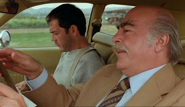 Кадры из Аллигатор (1980)