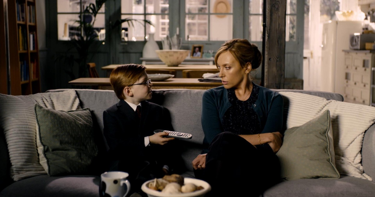 Кадры из Мой маленький ангел (2011)