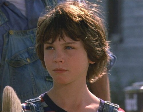 Кадры из Покрашенный дом / Цветной дом (2003)