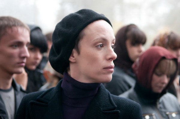 Кадры из Дочь (2012)