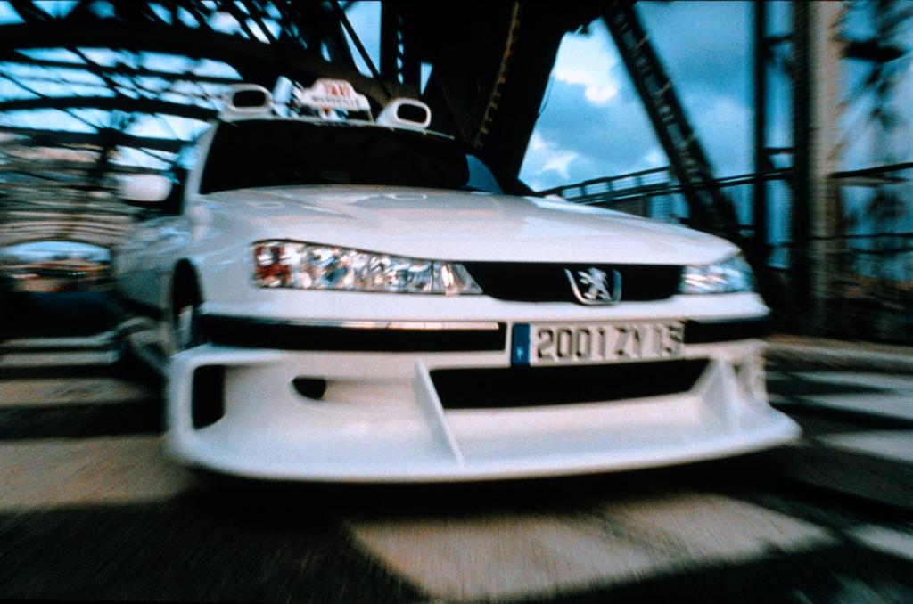 Кадры из Такси 2 (2000)