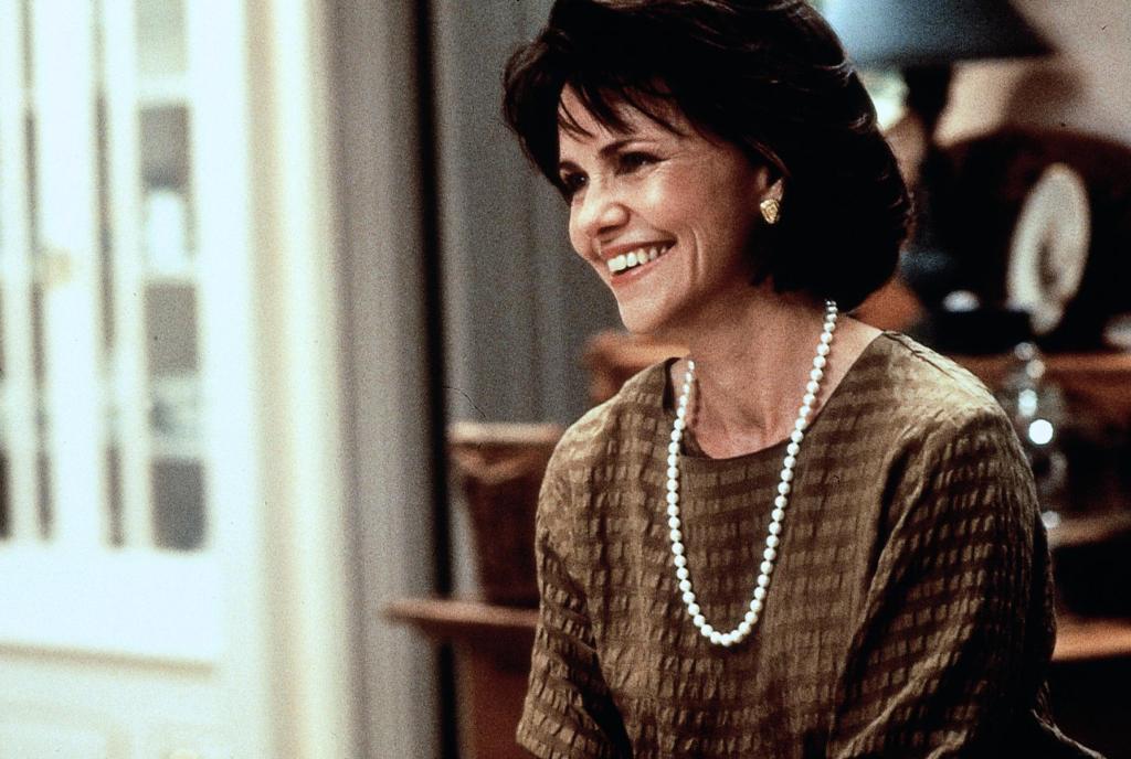 Кадры из Миссис Даутфайр (1993)