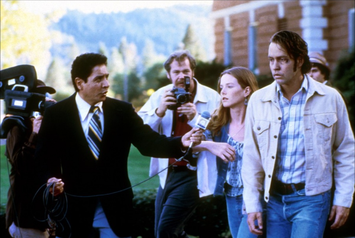 Кадры из Огонь в небе (1993)