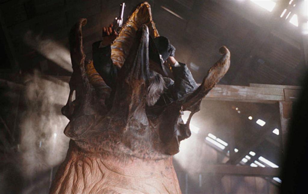 Кадры из Дрожь земли 4: Легенда начинается (2004)