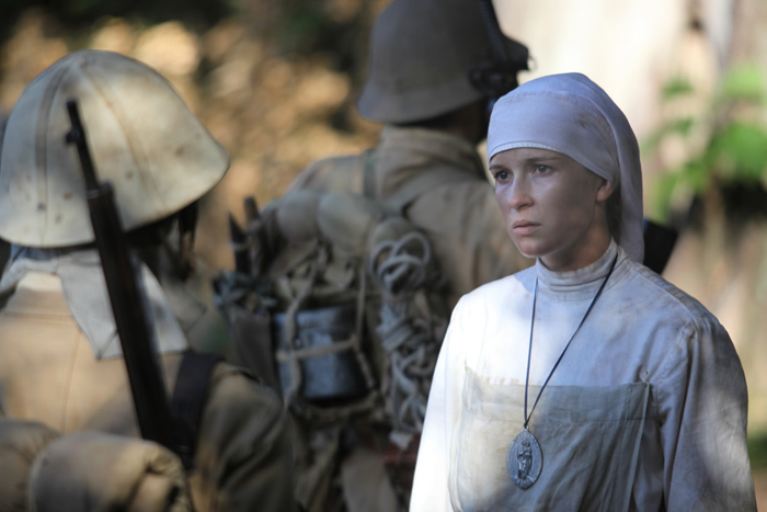 Кадры из Сестры войны (2010)