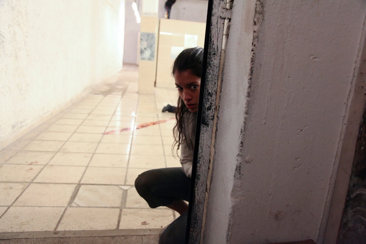 Кадры из Мисс Пуля (2011)