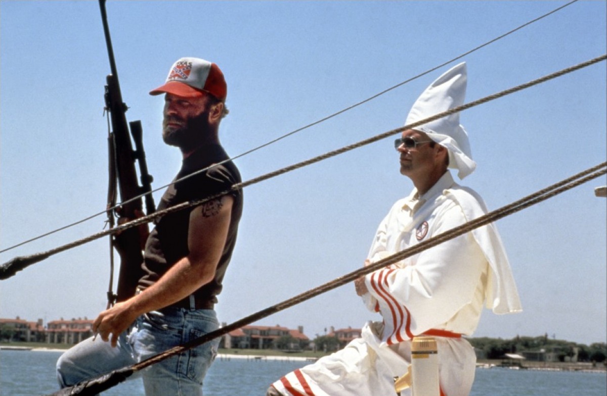 Кадры из Залив Аламо (1985)