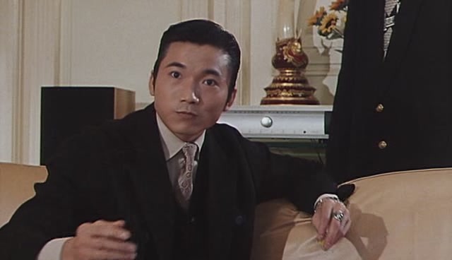 Кадры из Город тьмы (1999)