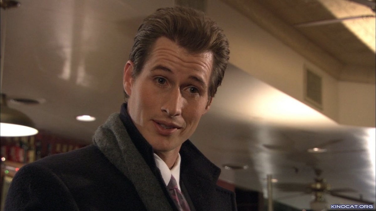 Кадры из Рождественский Поцелуй (2011)